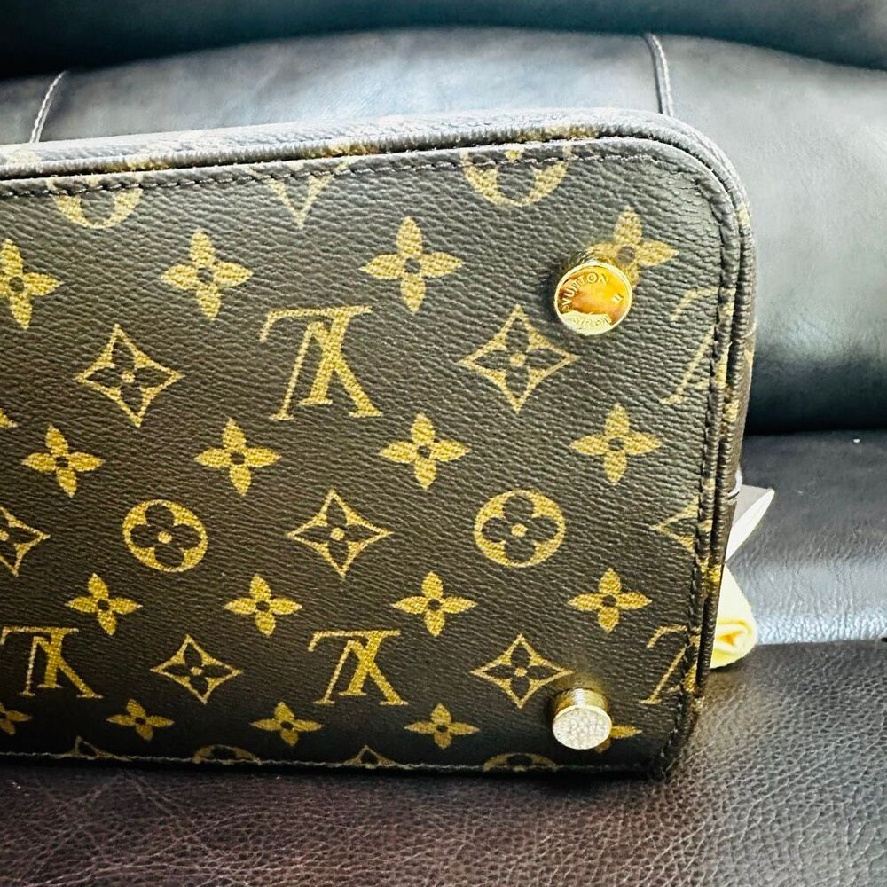 Louis Vuitton Lockit MM - Picture 9 of 16